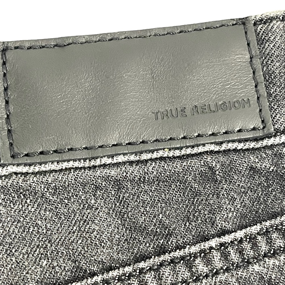 True Religion Caia Fray Hem Mid-Rise Denim Short Size 27 - Picture 10 of 11